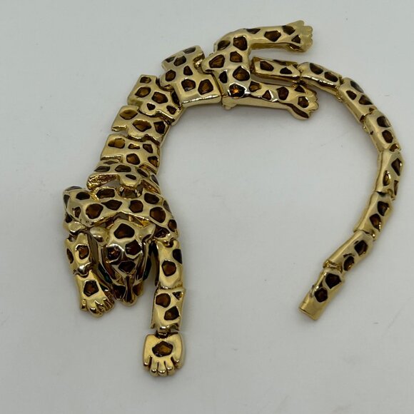Vintage Gold-Tone Leopard Shoulder Brooch Green Rhinestone Eyes Articulated Body - Picture 13 of 16